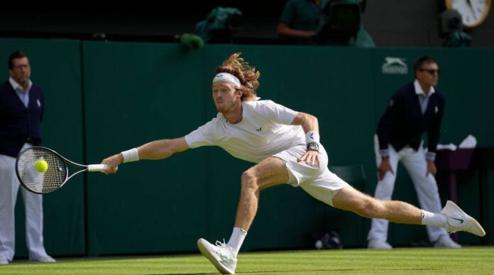 Wimbledon forehand shot