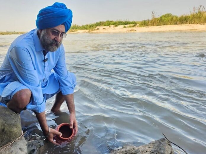 आज मिल जाएगा भारत-पाकिस्तान का पंजाब: बंटवारे के बाद पहली बार दोनों देशों के एक्टिविस्ट मिलकर मनाएंगे सांस्कृति उत्सव; मिलेगा पंज-आब का जल