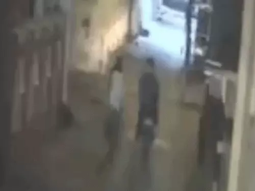 यमुनानगर में चाकू की नोक पर लूट, CCTV