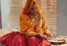 एक्टर रणदीप हुड्डा की मां की फिल्मों में एंट्री