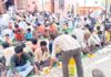 ज्येष्ठ की पूर्णिमा पर लगाया गया भंडारा गांव सिल्लाखेड़ी में भंडारे में प्रसाद ग्रहण करते श्रद्धालुगण