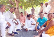 पत्रकार विक्रम कश्यप के निधन पर विधायक रामकुमार गौतम ने जताया शोक परिवार को ढांढस बंधाते हुए विधायक रामकुमार गौतम