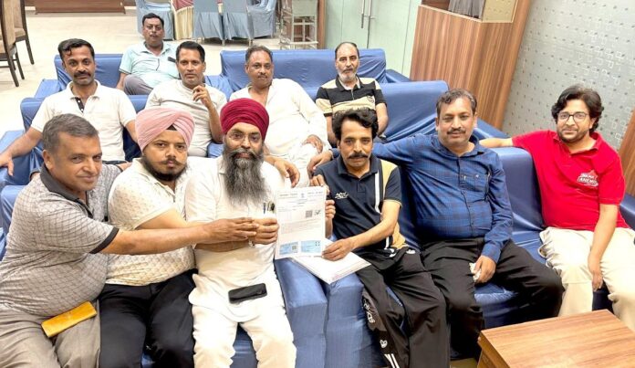 15SFDM2 बैठक में मौजूद संस्था के पदाधिकारीगण।