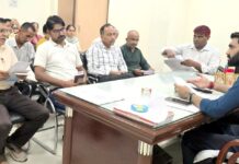 एसआईआर कार्य में लाएं तेजी अधिकारी : एसडीएम पुलकित मल्होत्रा एसआईआर को लेकर दिशा-निर्देश देते हुए एसडीएम पुलकित मल्होत्रा