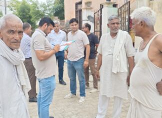 मुआना में विकास कार्यों पर उठे सवाल, एंटी करप्शन ब्यूरो की टीम ने किया मौके पर निरीक्षण गांव में जांच करते हुए एसीबी के अधिकारी