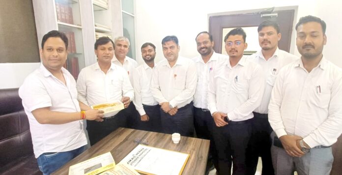 21SFDM2 औपचारिक रूप से कर्मवीर तुसीर को शामिल करते हुए अध्यक्ष एडवोकेट कुणाल अग्रवाल