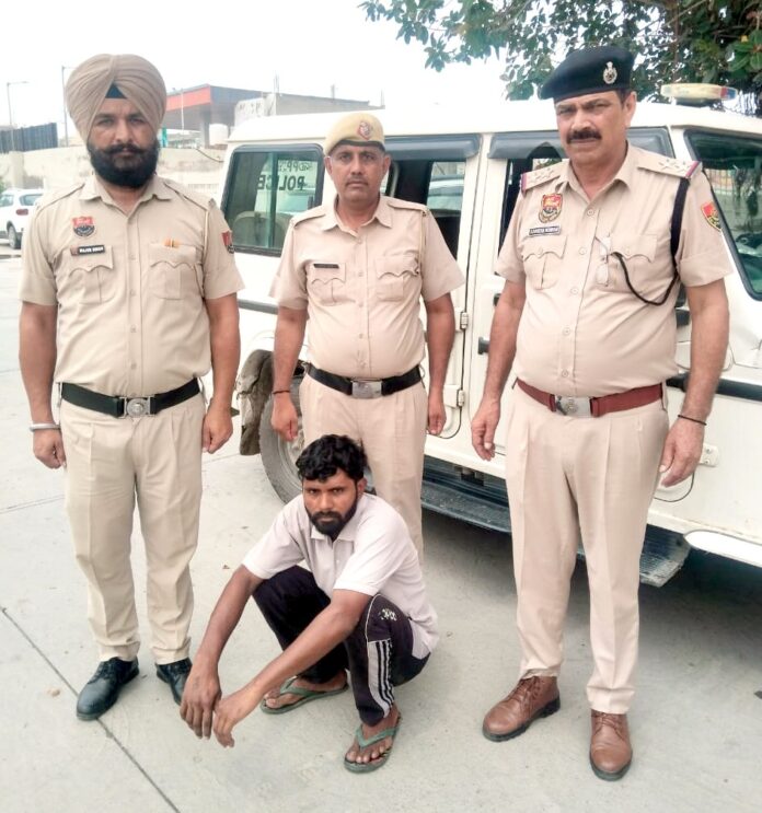2SFDM2 पुलिस की गिरफ्त में आरोपी